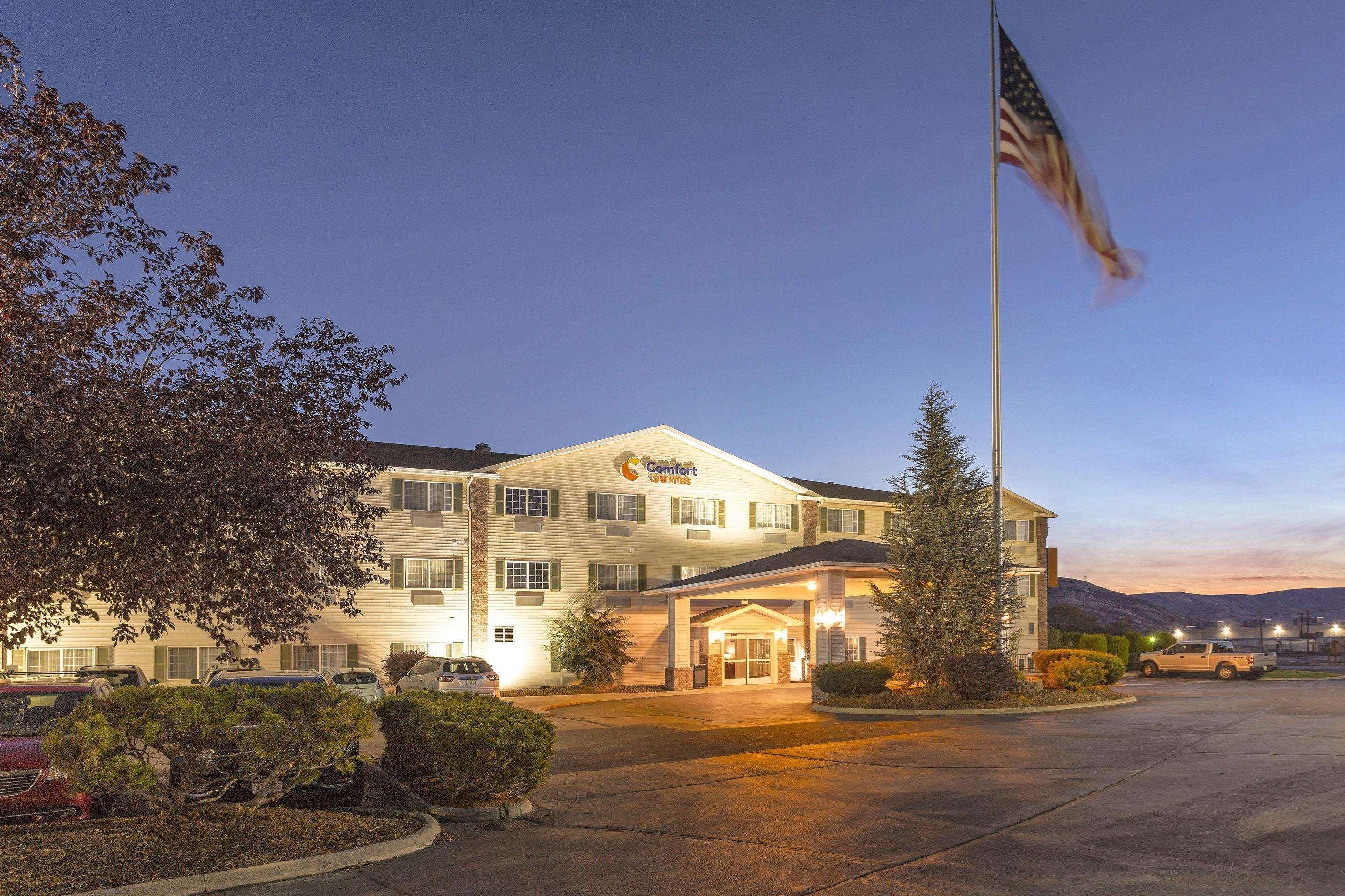 Comfort Suites Yakima Esterno foto