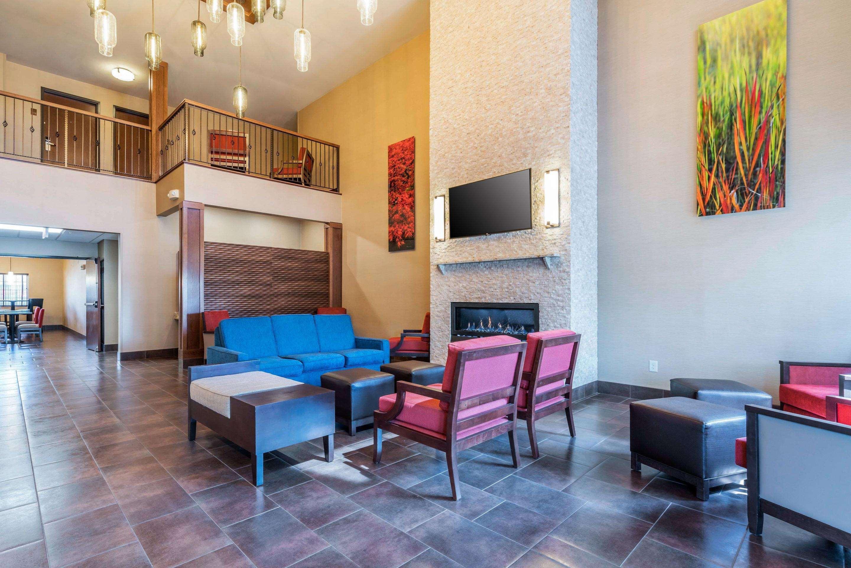 Comfort Suites Yakima Esterno foto