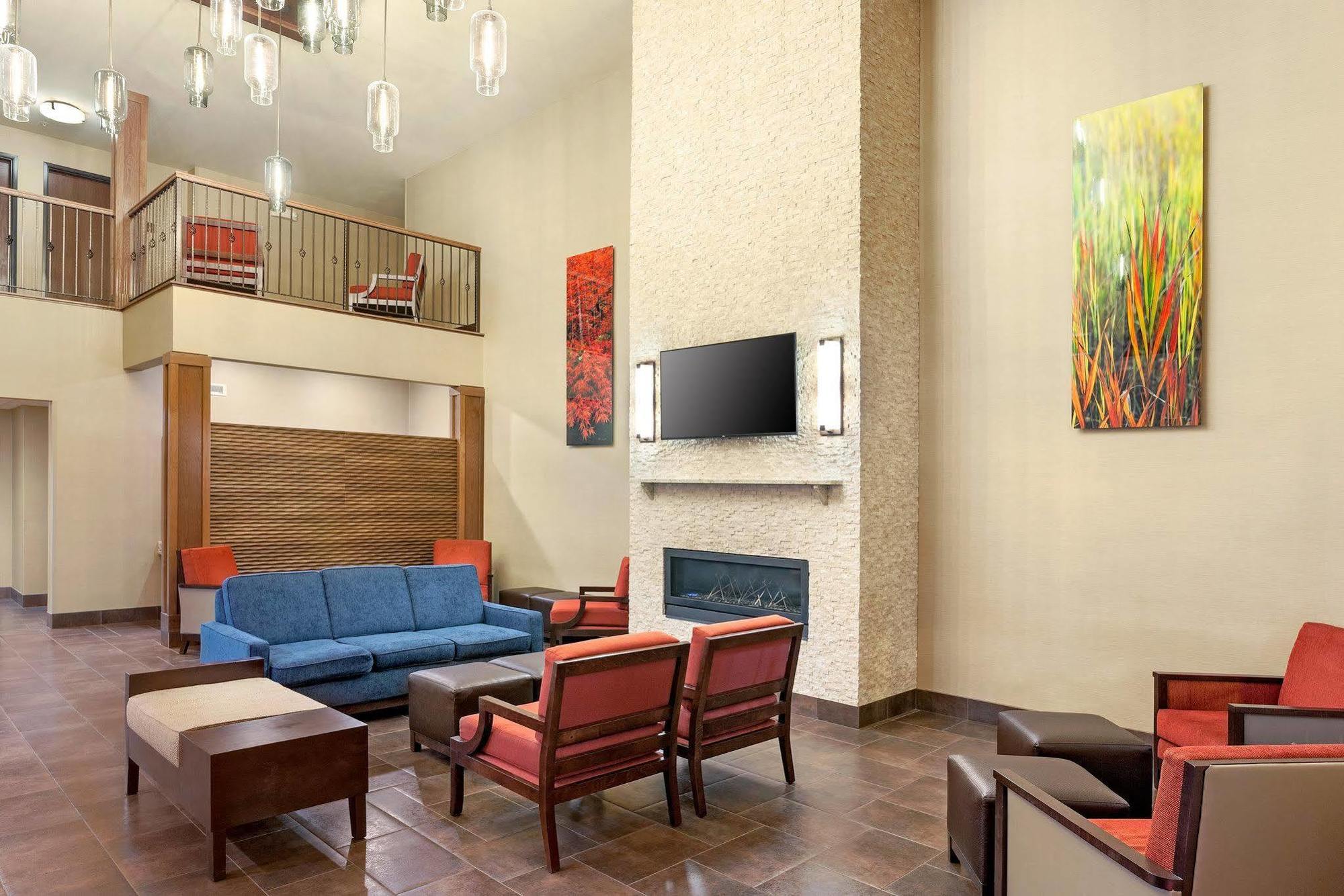 Comfort Suites Yakima Esterno foto