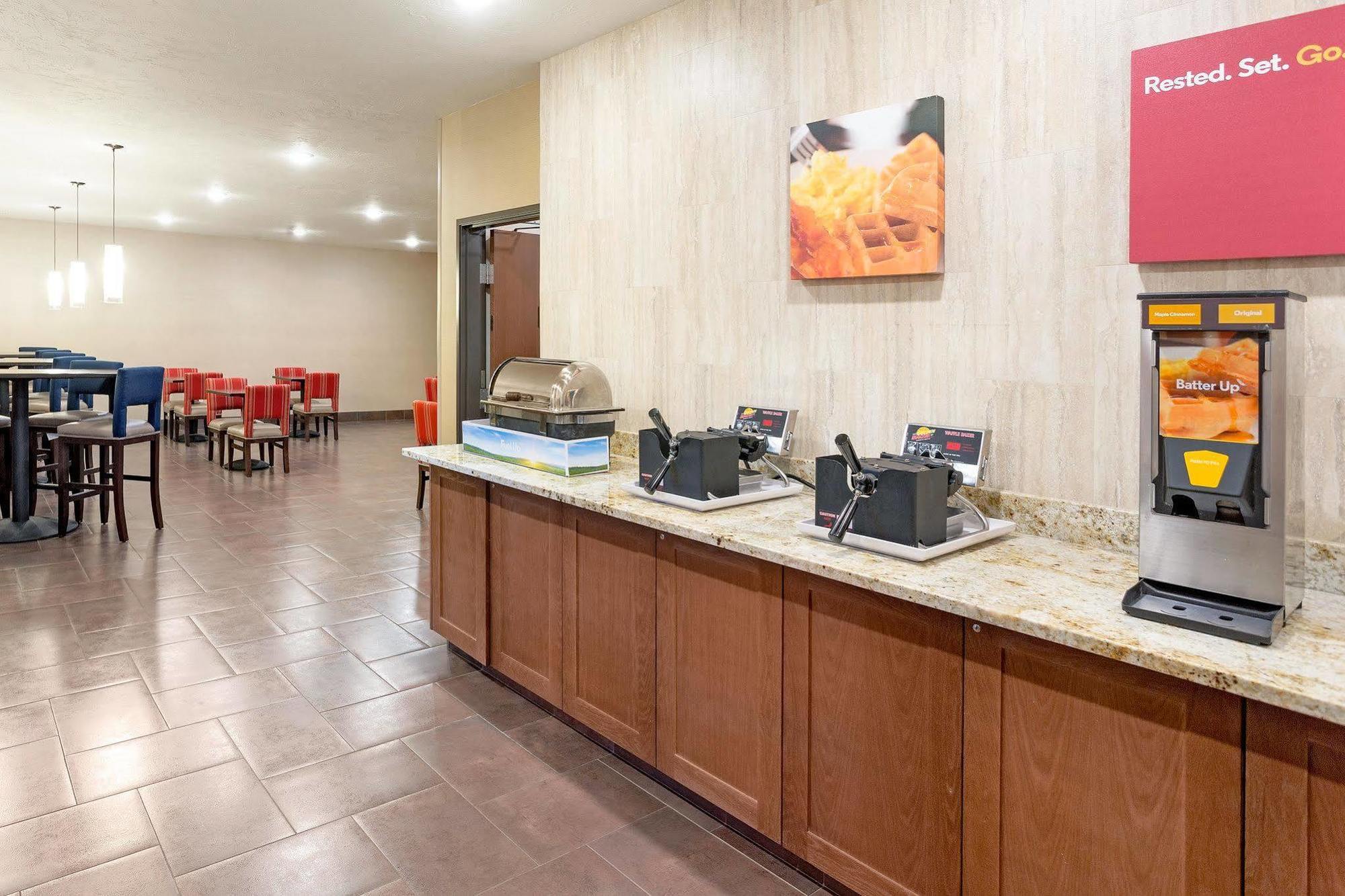 Comfort Suites Yakima Esterno foto